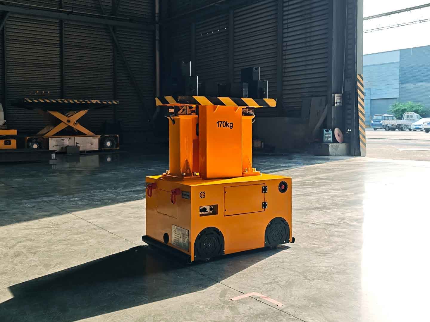 170kg升降车应用于零部件组装-3