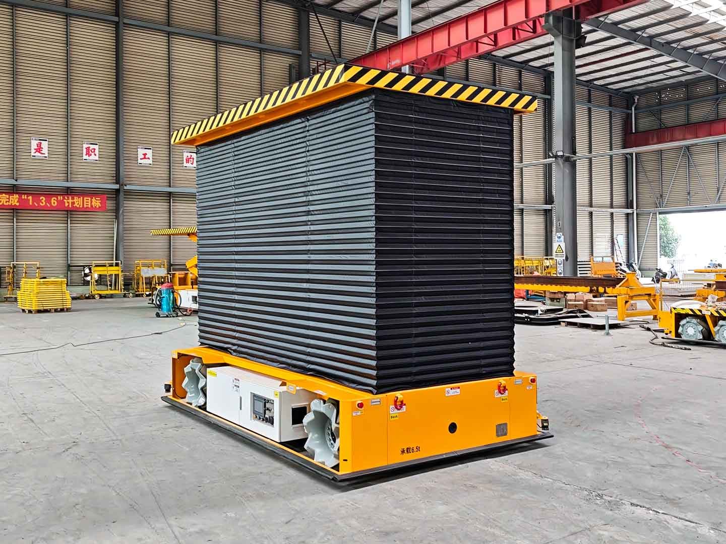 Применение передвижной подъемной платформы грузоподъемностью 6,5 т при транспортировке заготовок-0