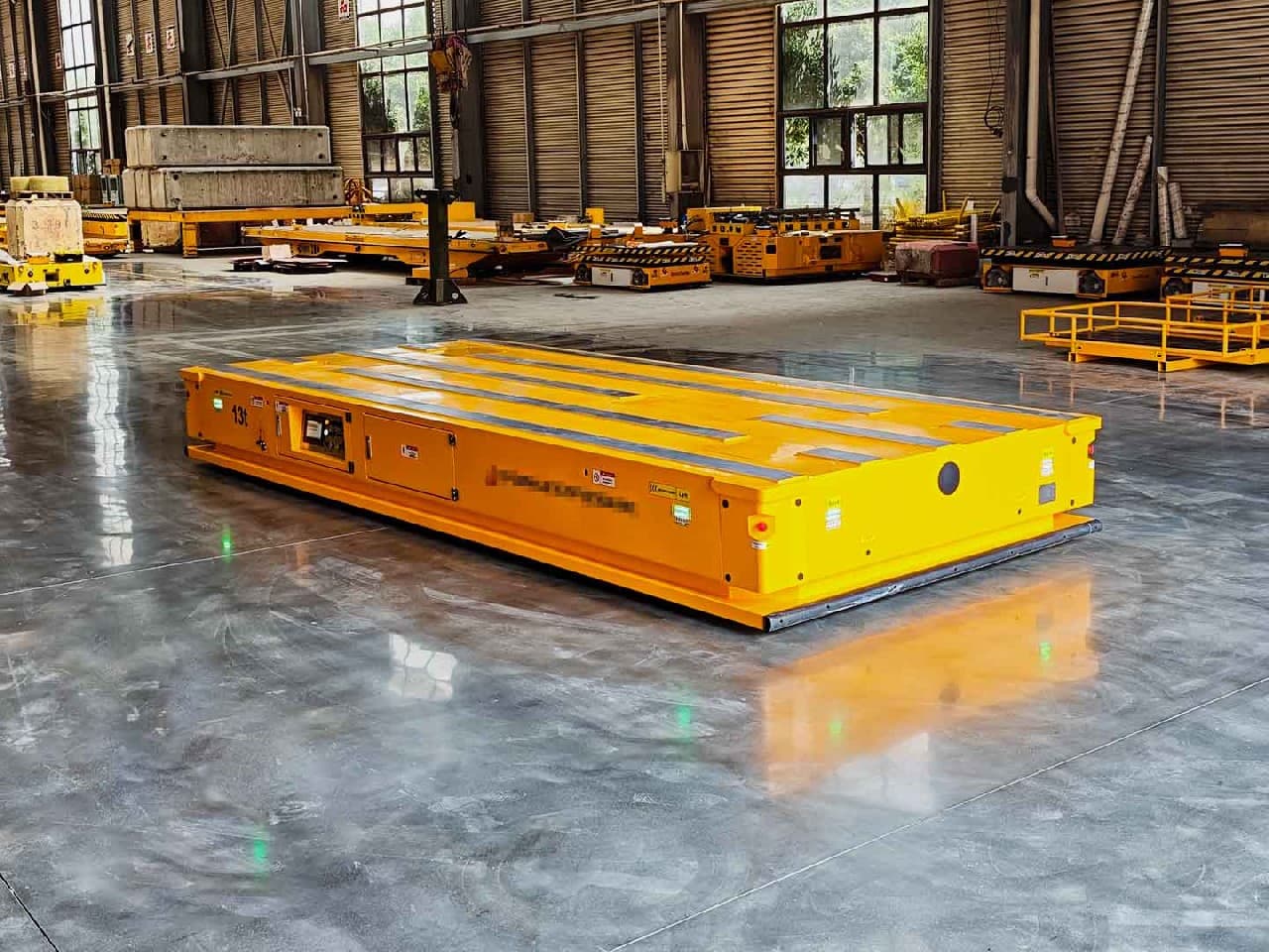 Беспилотное транспортное средство (AGV) грузоподъемностью 13 т для транспортировки заготовок-2
