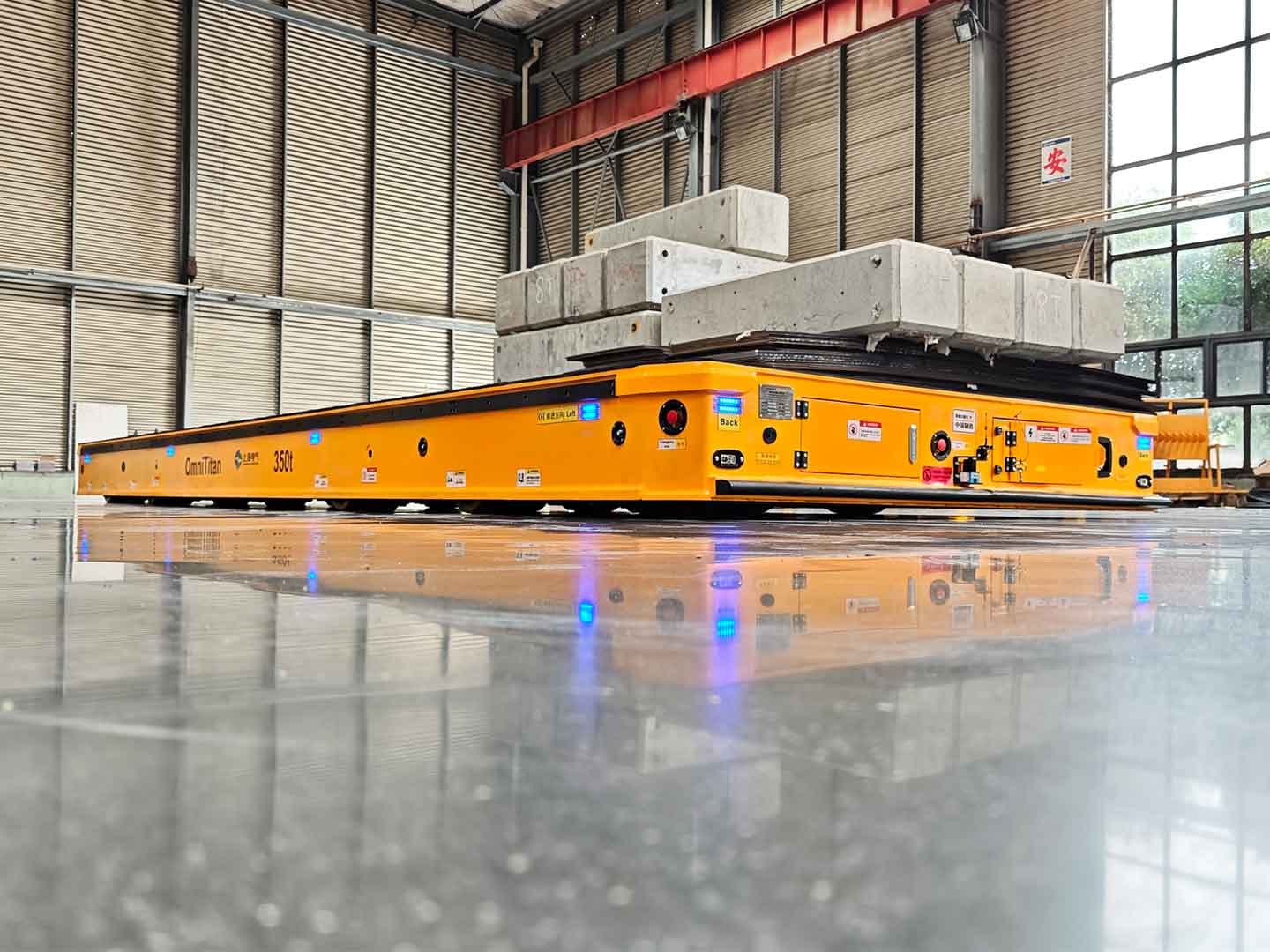 Применение AGV грузоподъемностью 350 т для транспортировки крупногабаритных компонентов-1