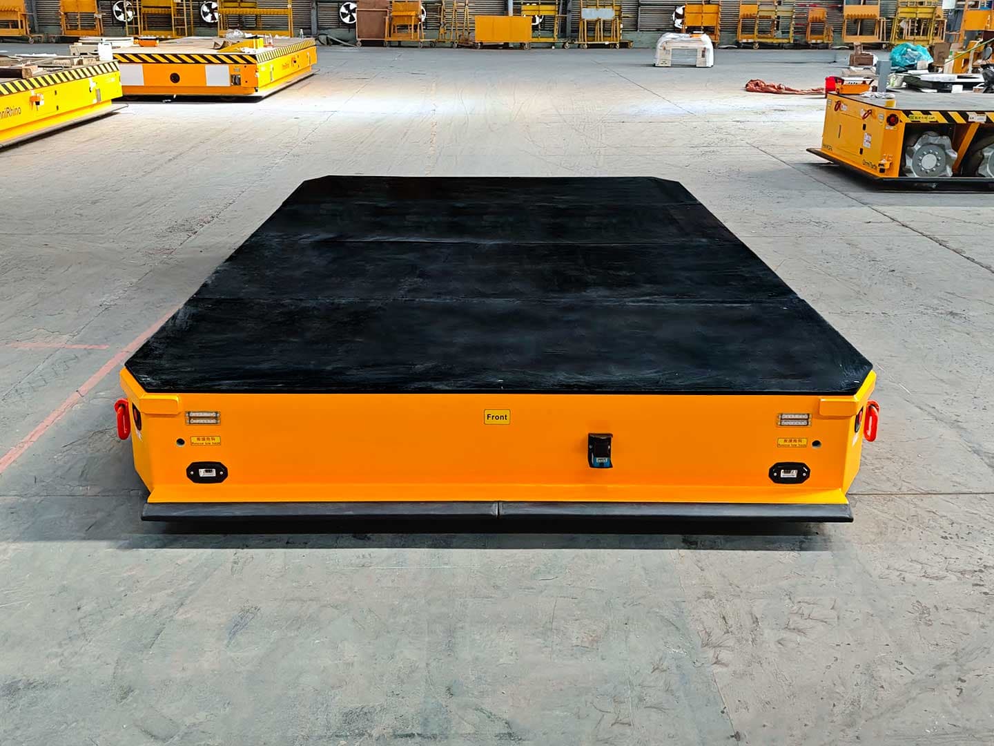 Применение колесного транспортного средства грузоподъемностью 50 тонн для погрузки деталей-1
