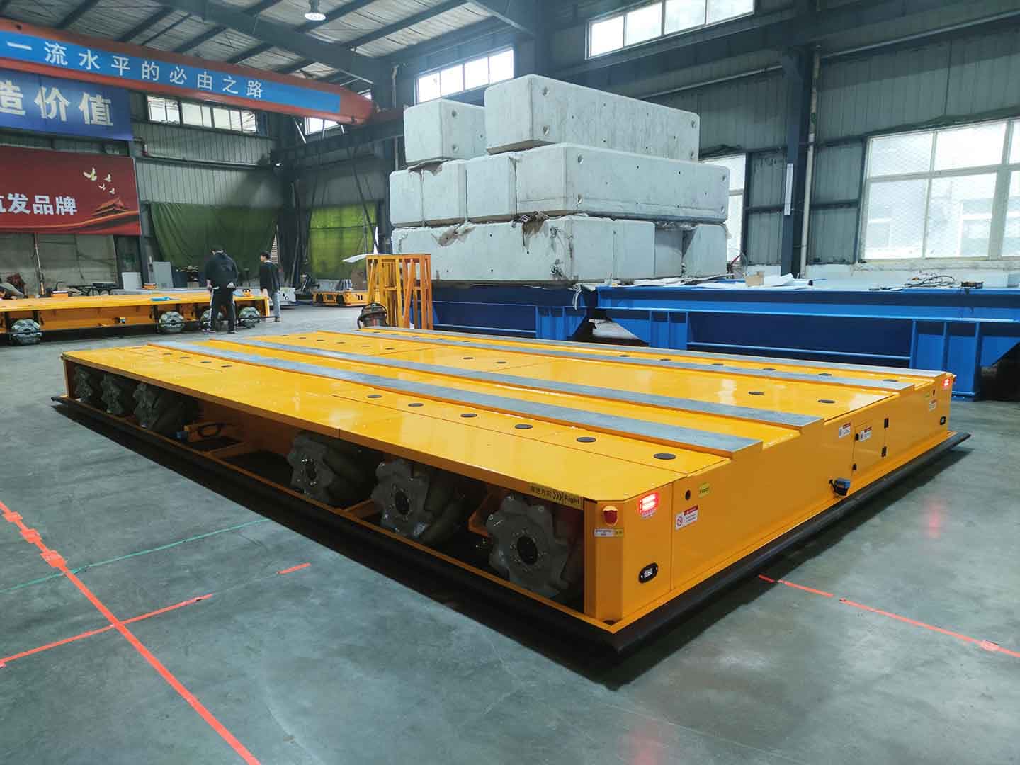 Применение AGV грузоподъёмностью 20 тонн для транспортировки крыльев в цехе-1